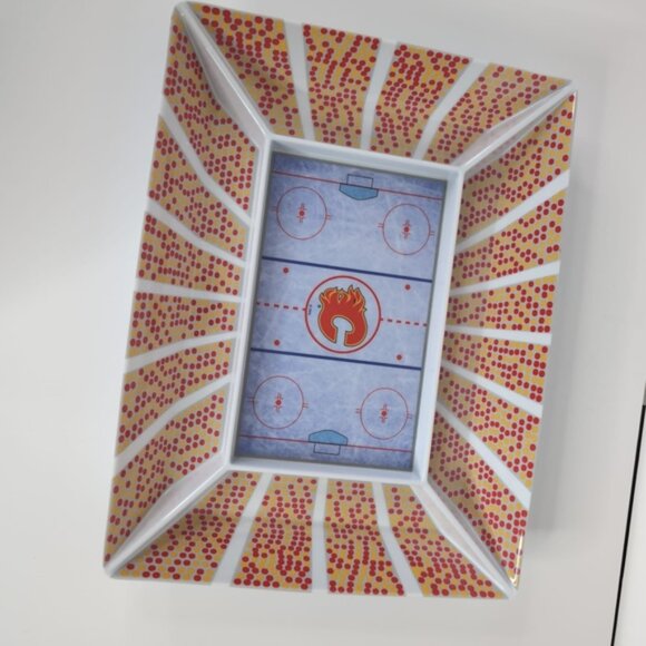 NHL FanAttic Y2K Calgary Flames Merch Melamine Man Cave Snack Dipping Tray - Picture 2 of 7